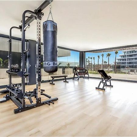 Luxury Complex Beachfront Apartment, Infinity Pool, Sauna, Gym And Large Terrace توريمولينوس المظهر الخارجي الصورة